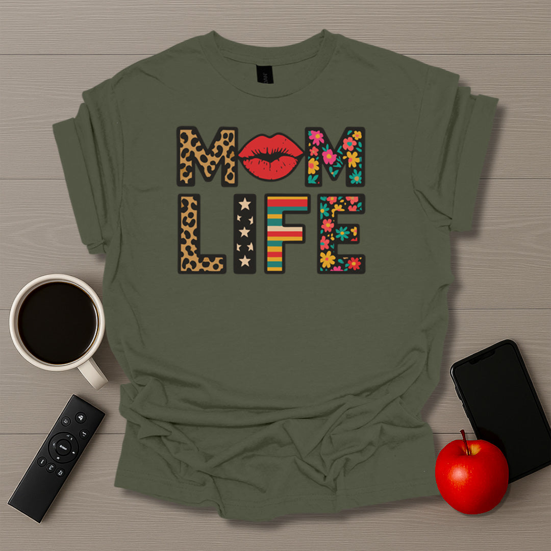 Mom Life Retro Lips